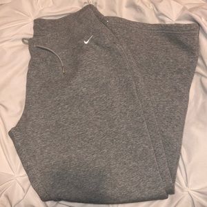 Nike Women’s Sweatpants